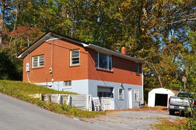 /international/us/346-walker-st-ronceverte-wv-110120579866/