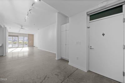 /international/us/319-fayetteville-street-raleigh-nc-110105856934/
