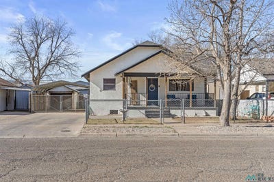 /international/us/608-s-ave-b-portales-nm-110106565366/