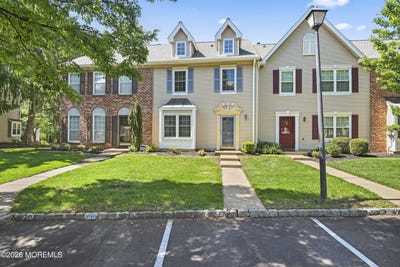 /international/us/67-albury-way-north-brunswick-nj-110119930776/