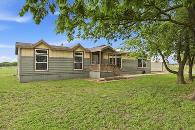 /international/us/8645-county-road-1143-celeste-tx-110107338162/
