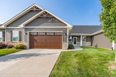/international/us/3044-mary-leigh-drive-bettendorf-ia-110120421290/
