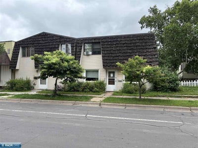 /international/us/1404-13th-ave-e-hibbing-mn-110100515561/?lang=en