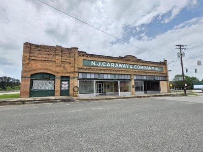 /international/us/102-2nd-street-logansport-la-110100336035/