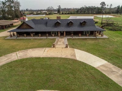 /international/us/261-county-road-112-carthage-tx-110106012783/