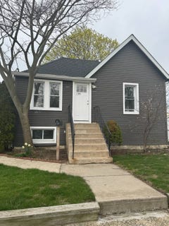 /international/us/185-meucci-ave-copiague-ny-110099271674/