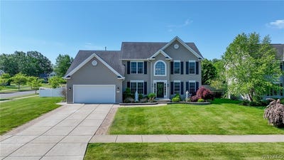 /international/us/67-middlebury-lane-lancaster-ny-110108637824/