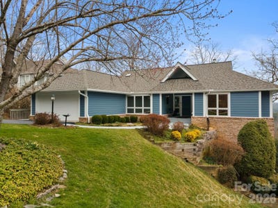 /international/us/330-dawnbrook-drive-flat-rock-nc-110106324400/