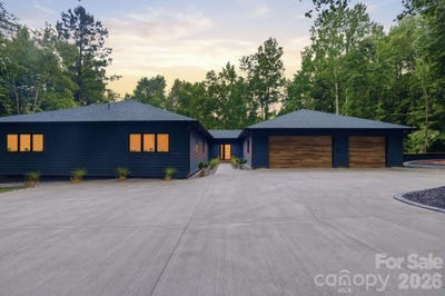 /international/us/11941-nc-801-hwy-mt-ulla-nc-110119634298/
