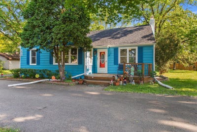 /international/us/1015-county-road-b2-w-roseville-mn-110100053324/