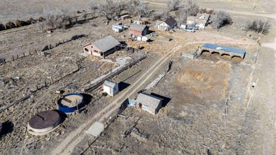 /international/us/4686-road-37-yoder-wy-110109007955/