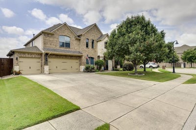 /international/us/1202-newcastle-street-roanoke-tx-110100567220/