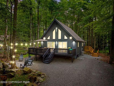 /international/us/2115-sheshequin-drive-pocono-lake-pa-110119903146/