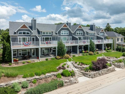 /international/us/416-s-3rd-avenue-sturgeon-bay-wi-110100900561/
