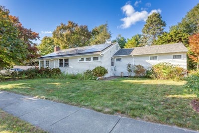 /international/us/209-jarry-st-new-bedford-ma-110106731390/