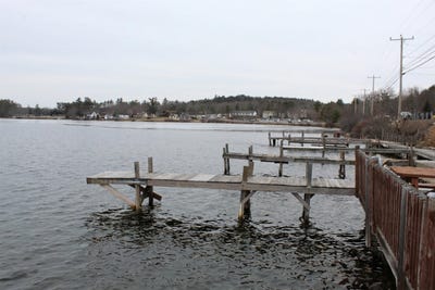 /international/us/850-laconia-road-tilton-nh-110106584430/