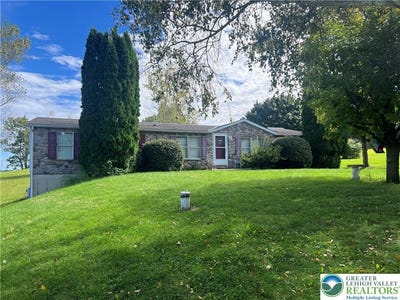 /international/us/1190-keller-road-bushkill-twp-pa-110110363460/