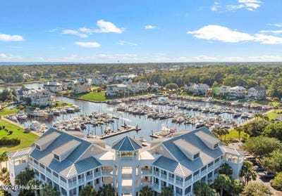 /international/us/2555-st-james-drive-se-southport-nc-110106059013/