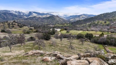 /international/us/clear-creek-court-keene-ca-110119517490/