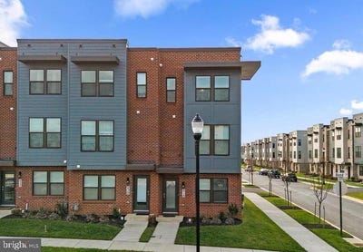 /international/us/818-bond-street-frederick-md-110108477468/