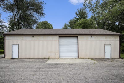 /international/us/8782-gull-road-road-richland-mi-110100584609/