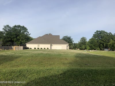 /international/us/238-n-maple-street-lot-4-ridgeland-ms-110107892800/