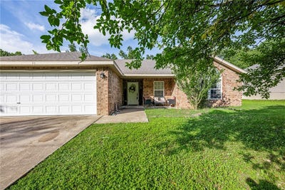 /international/us/10-boreland-lane-bella-vista-ar-110108536899/