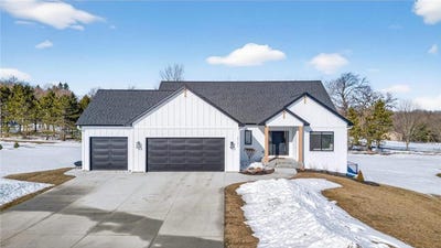 /international/us/2101-21st-avenue-ne-kasson-mn-110106692283/