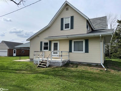 /international/us/14546-150th-street-bristow-ia-110102756547/
