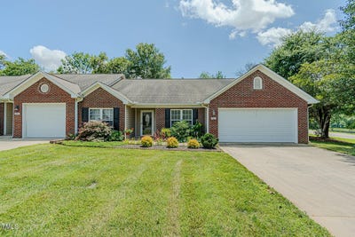 /international/us/101-kingston-lane-graham-nc-110100300605/