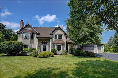 /international/us/10-muirfield-court-pittsford-ny-110100768958/