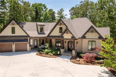 /international/us/206-jocassee-point-road-salem-sc-110107866742/