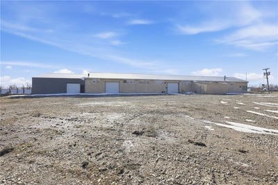 /international/us/1108-e-4th-terrace-garnett-ks-110105358303/