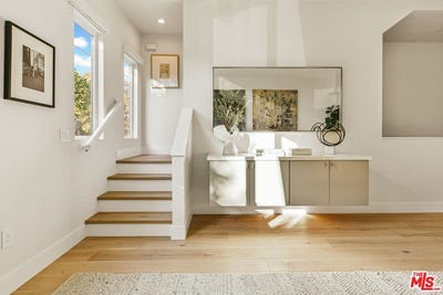 /international/us/3222-s-barrington-ave-los-angeles-ca-110107073134/