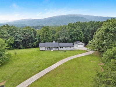 /international/us/1544-deborah-ln-salem-va-110101477331/