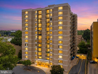 /international/us/4-monroe-street-rockville-md-110108548202/