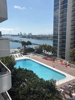 /international/us/1717-n-bayshore-dr-a-1542-miami-fl-110108060885/