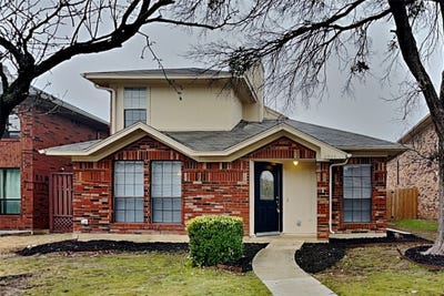 /international/us/2921-menlo-park-lane-carrollton-tx-110104974136/