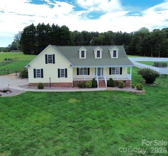 /international/us/2221-carriage-lane-lincolnton-nc-110110417672/