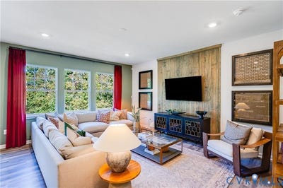 /international/us/6500-cassia-loop-moseley-va-110109723692/