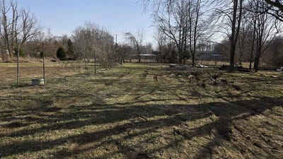/international/us/1790-meadows-rd-morganfield-ky-110098095425/