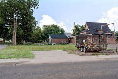 /international/us/705-w-3rd-street-elk-city-ok-110100622768/