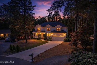 /international/us/6-wilshire-lane-pinehurst-nc-110107388924/
