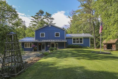 /international/us/502-curtis-road-swanville-me-110108987840/