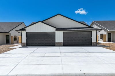 /international/us/495-e-harper-st-valley-center-ks-110101163461/