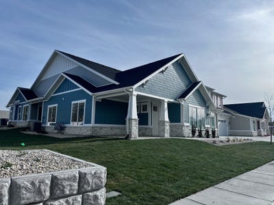 /international/us/3527-s-pearce-farm-ln-west-valley-city-ut-110108653942/