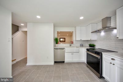 /international/us/342-logan-court-abingdon-md-110108711587/