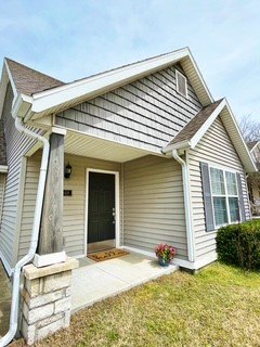 /international/us/4428-serviceberry-drive-fayetteville-ar-110108348671/