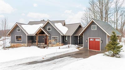 /international/us/2548-highlander-harbor-springs-mi-110106537855/