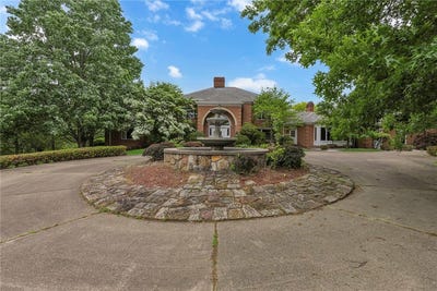 /international/us/450-knollwood-cir-freedom-pa-110108298702/